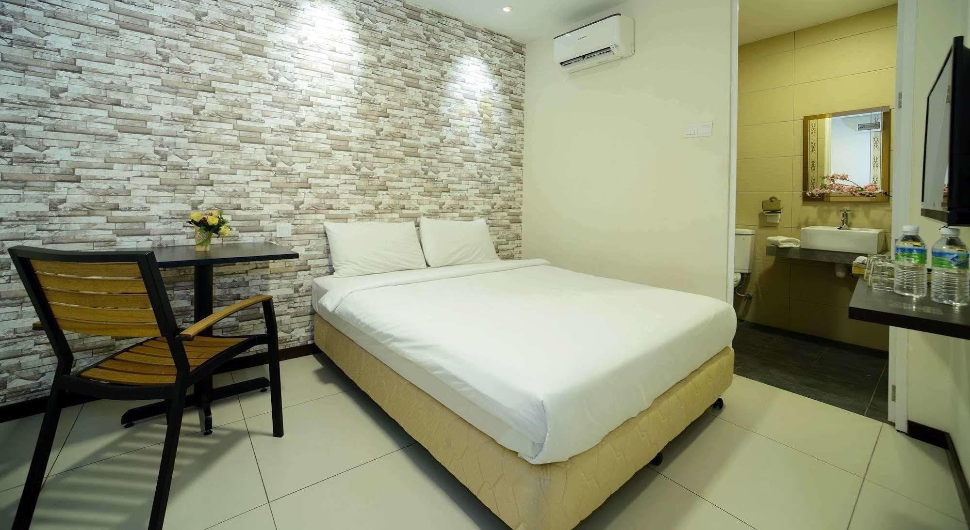 Hotel Casa Near Klia 1 2*